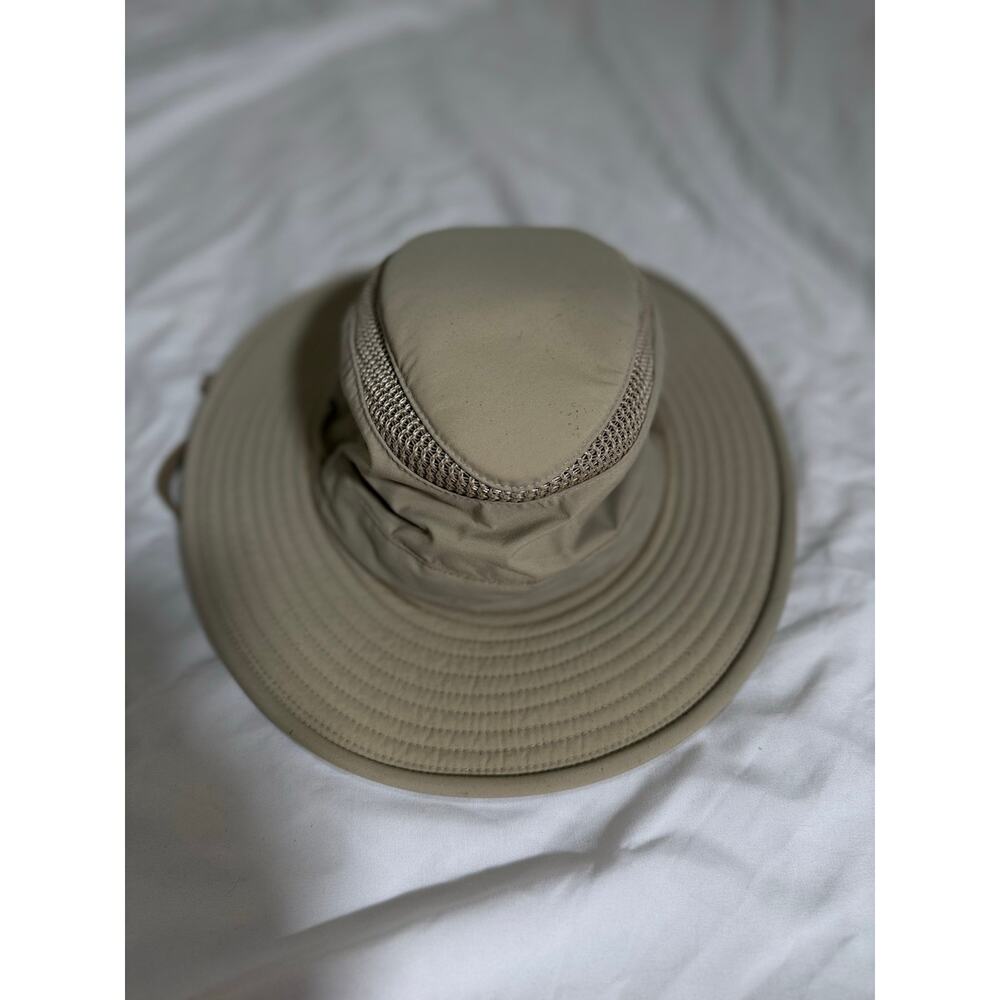 Tilley LTM6 Airflo Hat Size 7 1/8 Made In Canada Outdoor Safari Hiking Hat